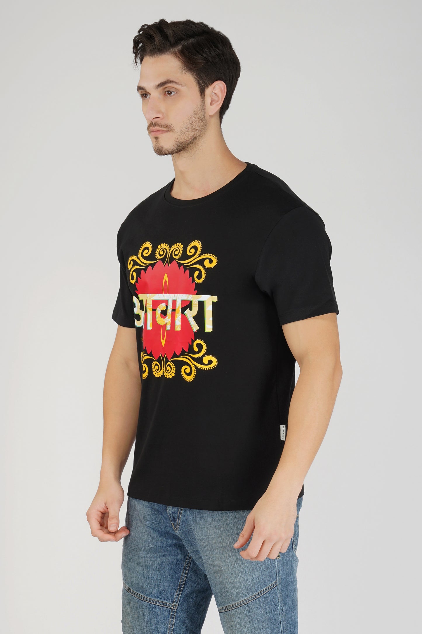 AWARA PRINTED T-SHIRT